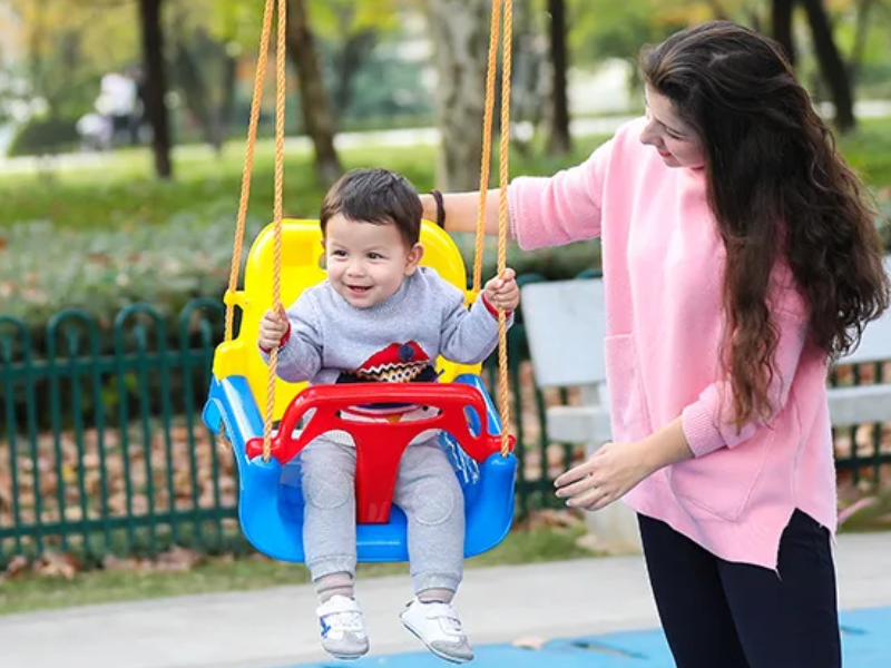 columpio infantil niños resistente asiento respaldo  protección frontal ajustable instalación fácil 